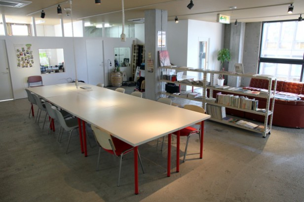 mikage-desk